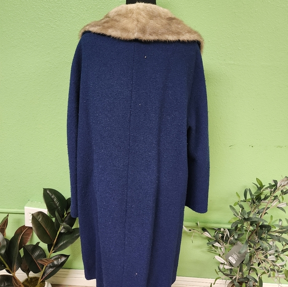 1950s winter coat - Picture 3 of 8